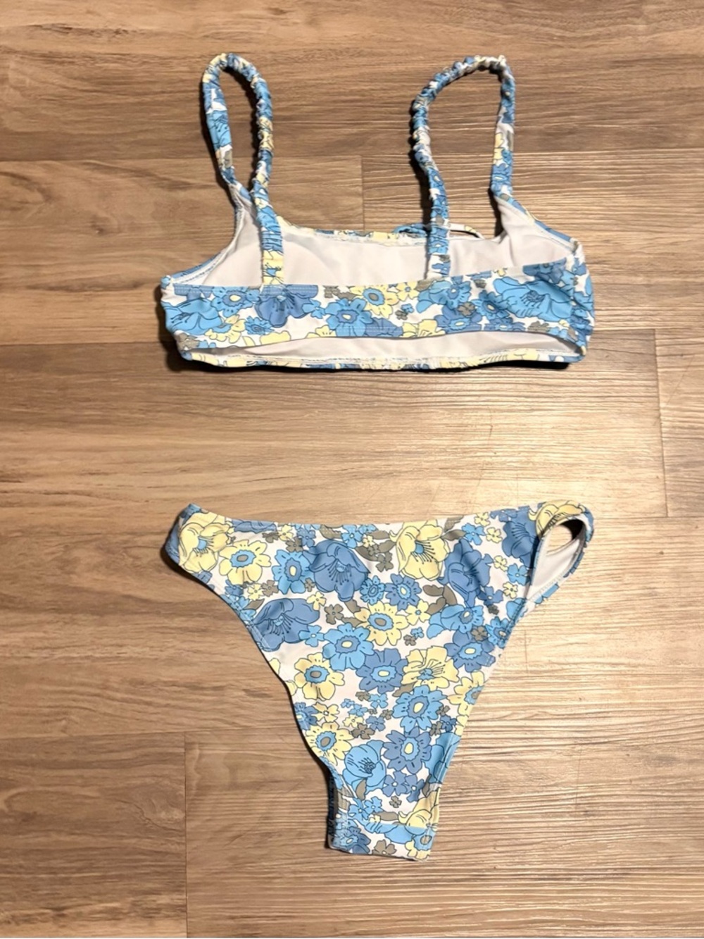 Floral Print Puffy Bikini - Picture 2 of 4